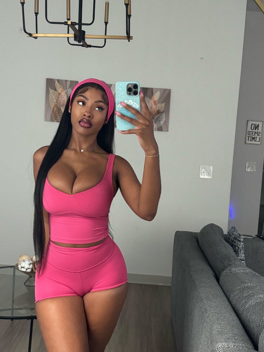 GinaWap_'s tweet image. say hi so i know if you’re active on X 🤭