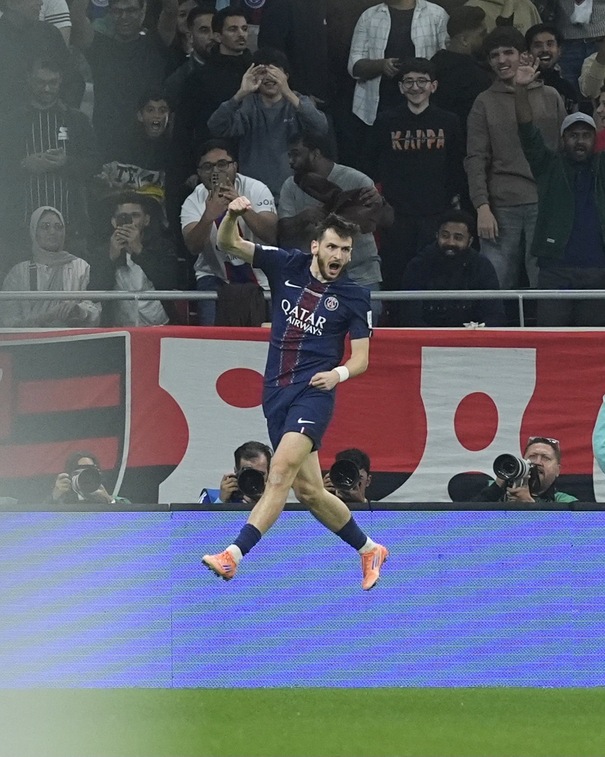 نهاية الشوط الأول. باريس سان جيرمان 1 - 0 فلامنغو 