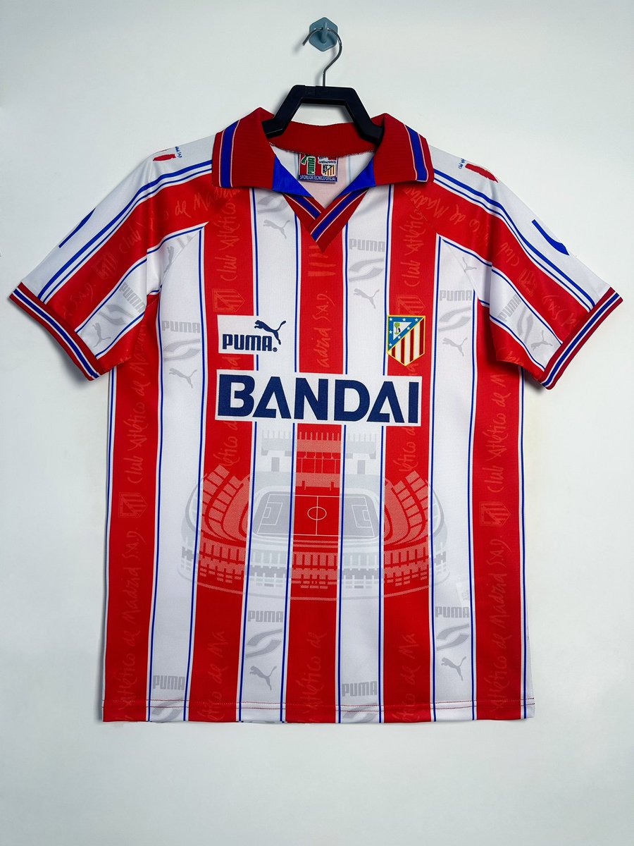 ⚽️SORTEO FUTHOOPS⚽️

Una camiseta del Atleti (o estas 4 o cualquiera de esta temporada)

Requisitos:

Seguir a @futhoops
Dar RT a este tweet

Ganador el domingo. 

VAMOS VAMOS VAMOS.