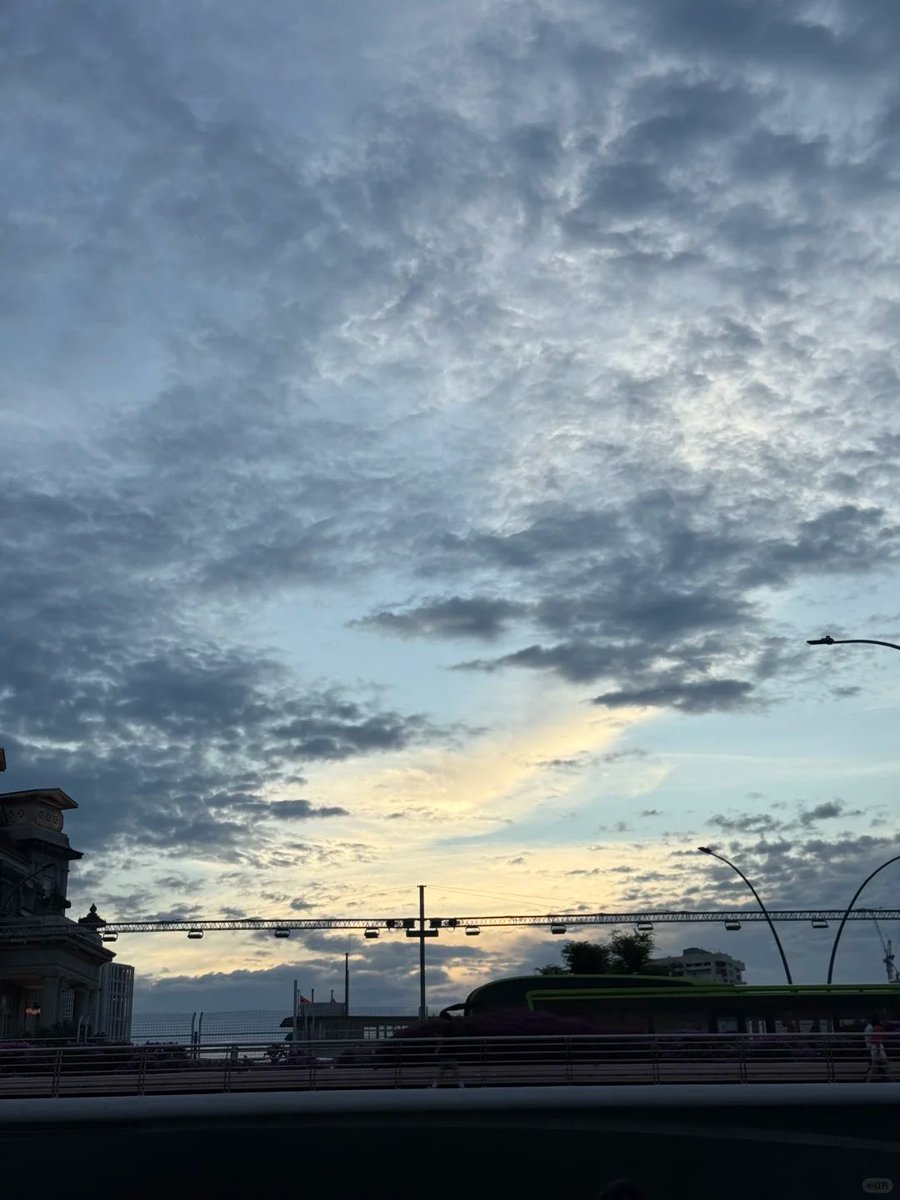 Ruby10Ru's tweet image. Don't worry, everyone in this world is the protagonist of their own story, and no one will care about anything about you.