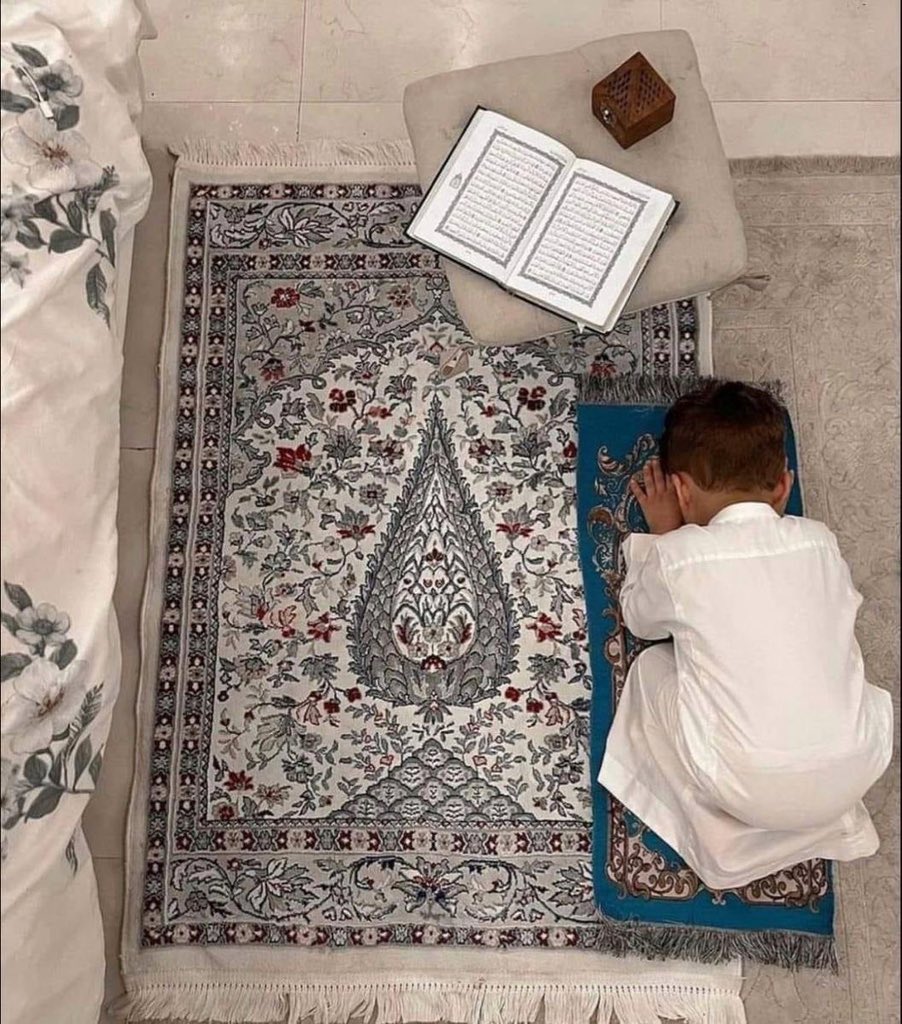 ﴿وَمِنْ ذُرِّيَّتِنَا أُمَّةً مُسْلِمَةً لَكَ ﴾ 🤍