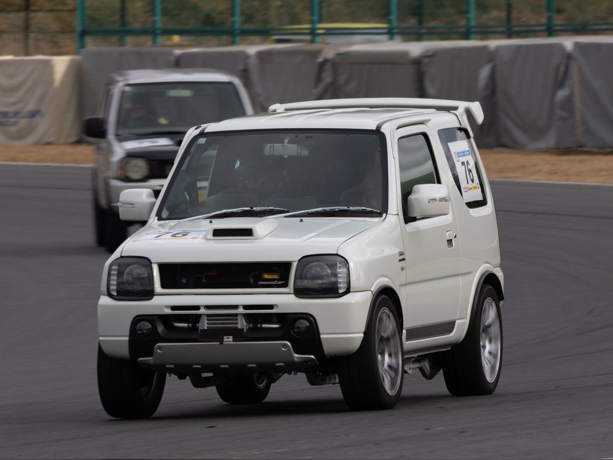 rainbow_auto's tweet photo. #jimny
#rainbowauto
#jimnysuperlap
#jimnytimeattack
#tukubacircuit
#tc2000
#jb64
12月6日(土) TC2000
BCSフリーサーキット走行会 https://t.co/RXPLqTAEds