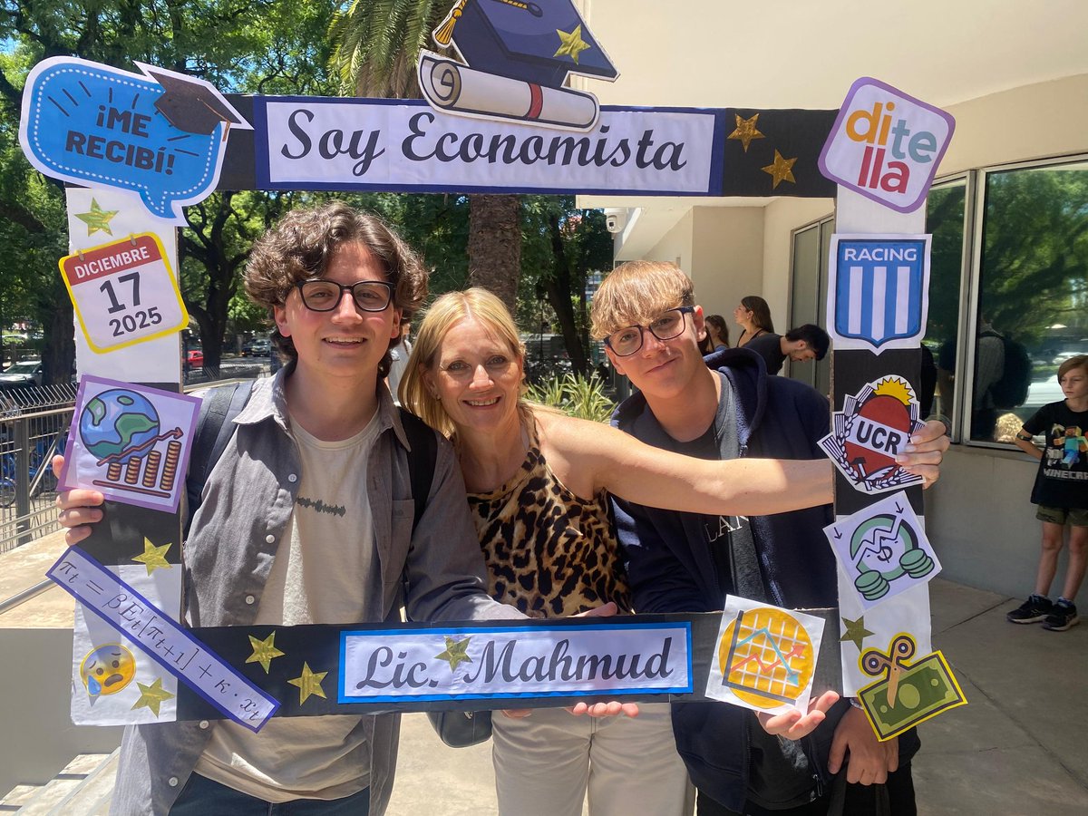 Valentín tweet media