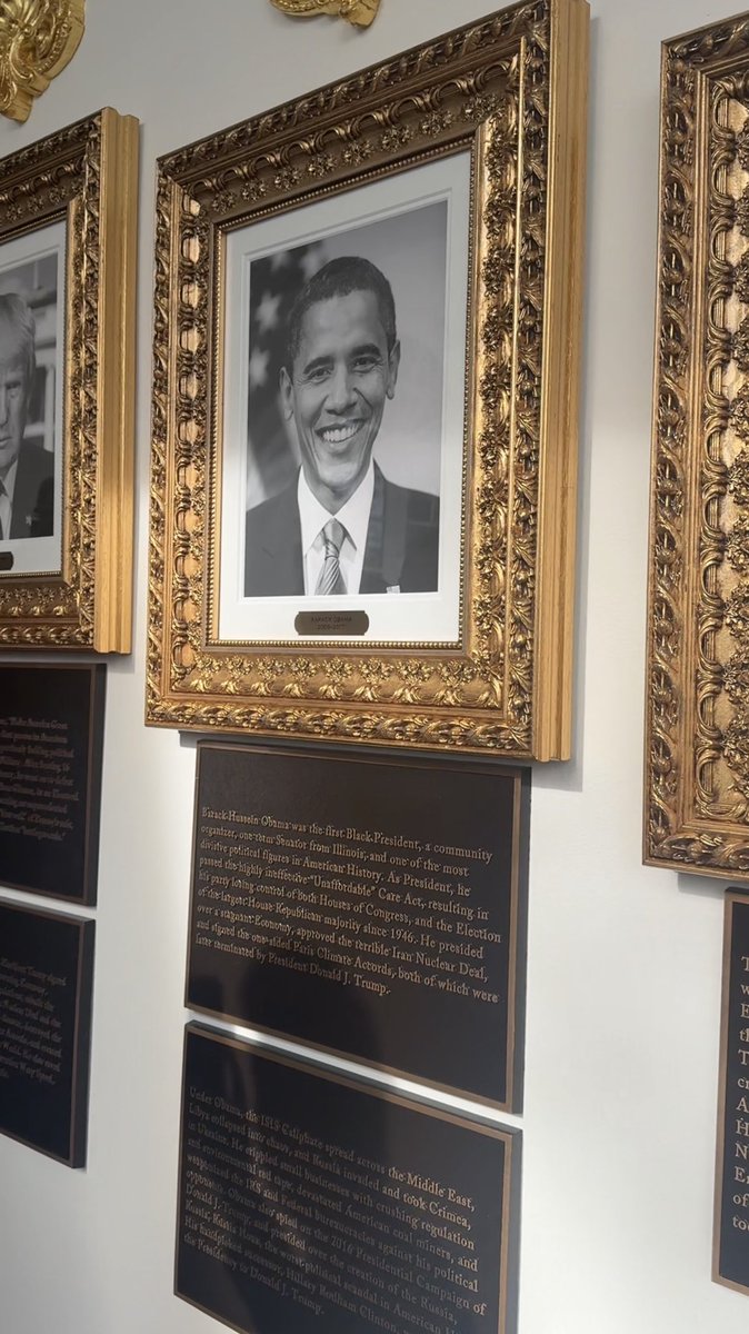 GeneralMCNews's tweet image. BREAKING: A plaque beneath Barack Obama’s portrait at the White House describes him as “one of the most divisive political figures in American history.”