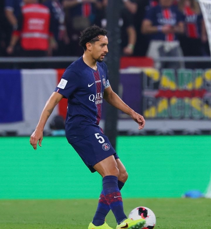 بداية الشوط الثاني. باريس سان جيرمان 1-0 فلامنجو 