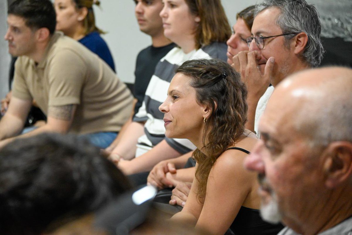 Con compañeras y compañeros del <a href="/PSsantafe/">Partido Socialista Santa Fe</a> del Depto. Castellanos cerramos un año de mucha militancia, desafíos enormes y compromiso sostenido 🌹✊

El 2026 nos encuentra con más ganas que nunca: redoblar el compromiso, escuchar más para seguir estando cerca de nuestros vecinos y