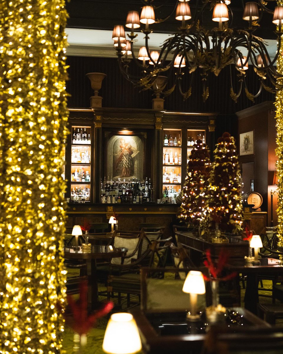 Four Seasons Firenze tweet media