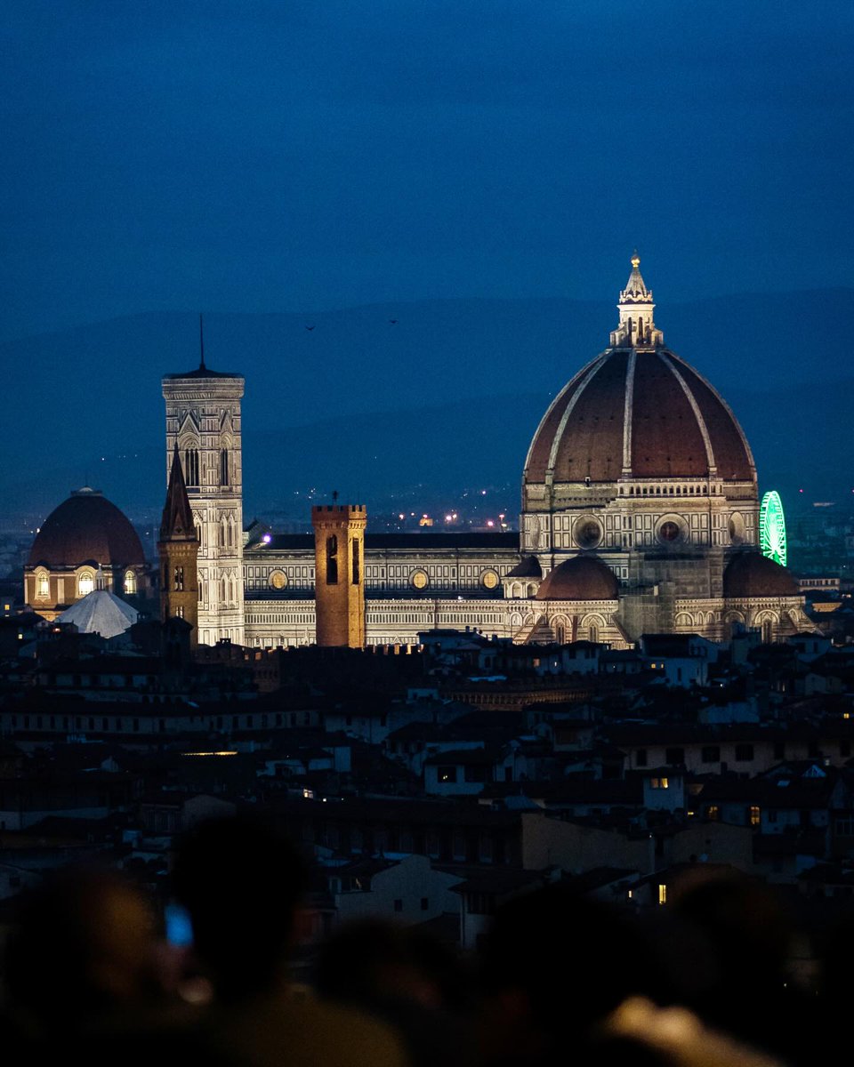 Four Seasons Firenze tweet media