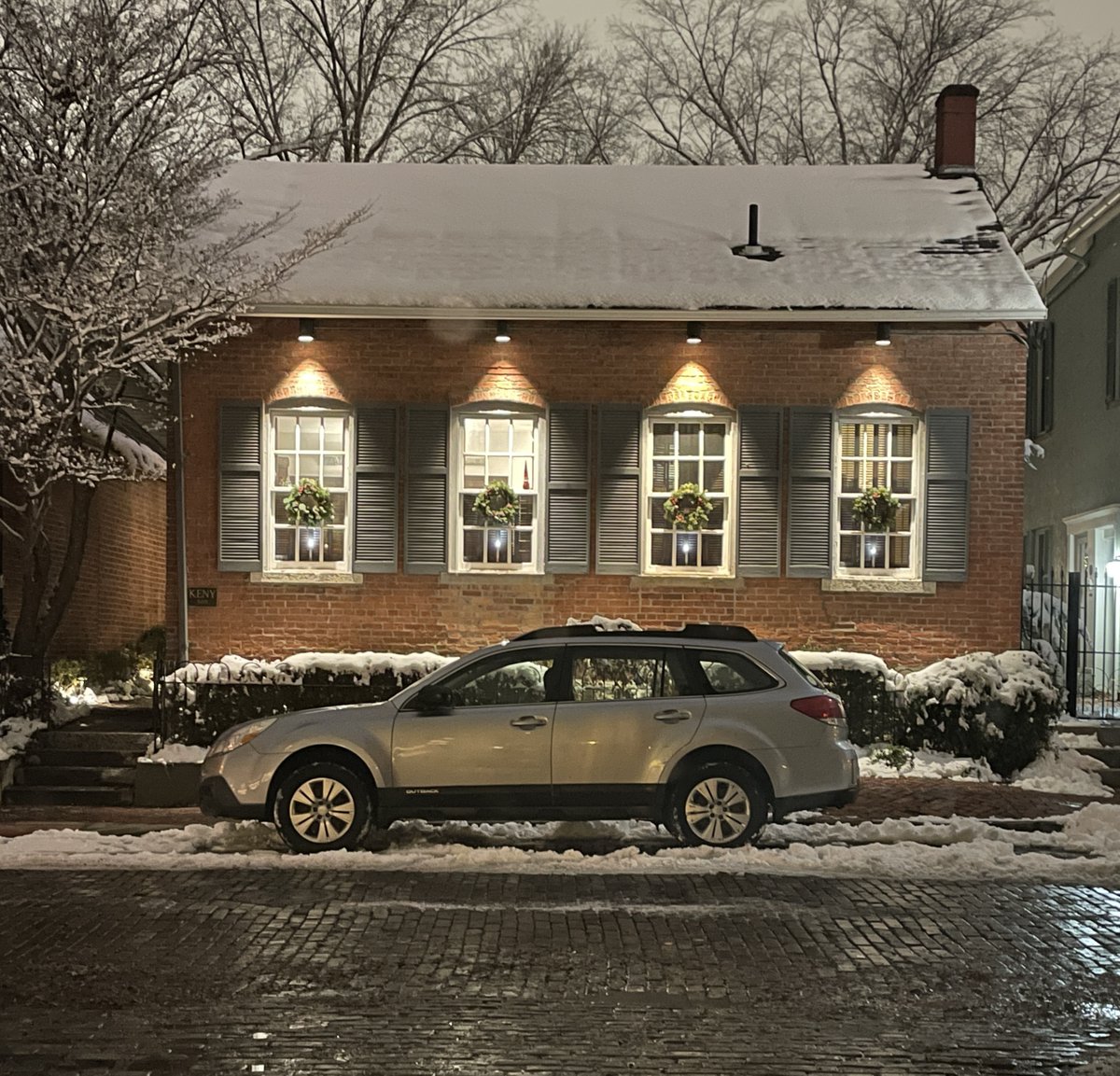 CWC_Company's tweet image. There's nothing quite as nice in the cold, dark of winter as the glow of lights in the window.