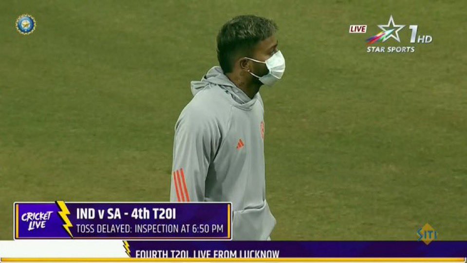 RoshanKrRaii's tweet image. Breaking : India vs South Africa 4th T20I at the Ekana Stadium in Lucknow delayed due to pollution.

Yes , Pollution.

What has BJP done to this country 💔