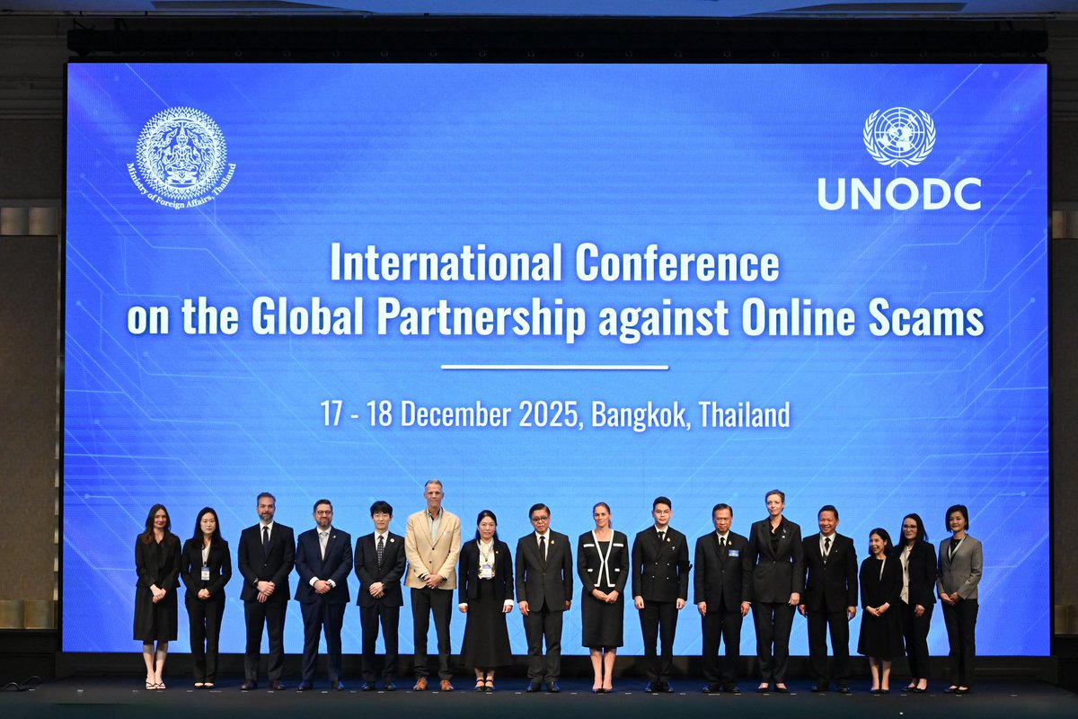 SihasakPh's tweet photo. Thailand is proud to convene the International Conference on the Global Partnership against Online Scams with @UNODC, bringing together over 300 participants from 59 countries, the #EuropeanUnion, international organizations, private sector, and civil society organizations.

Online scams are a global threat that no country can tackle alone. Thailand is committed to turning shared concern into coordinated action—bridging gaps between frameworks, strengthening cooperation, and advancing practical solutions to protect people and dismantle transnational scam networks.

#GlobalPartnershipAgainstOnlineScams #Thailand 
#UNODC
#Cybercrime
#Scams