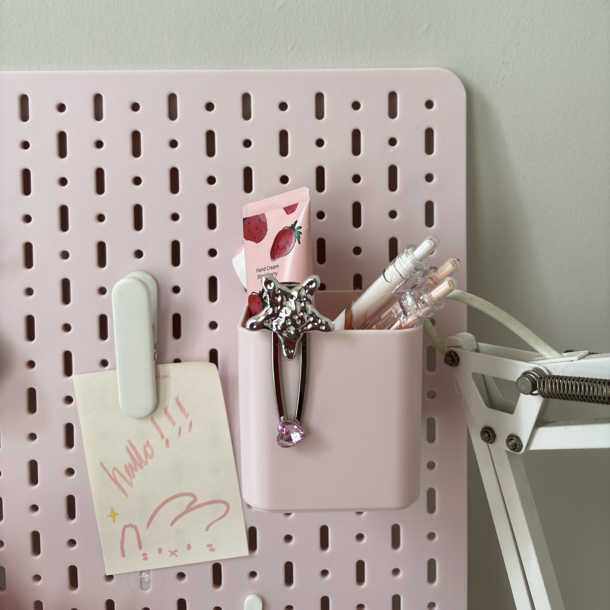 dinarfebra tweet media