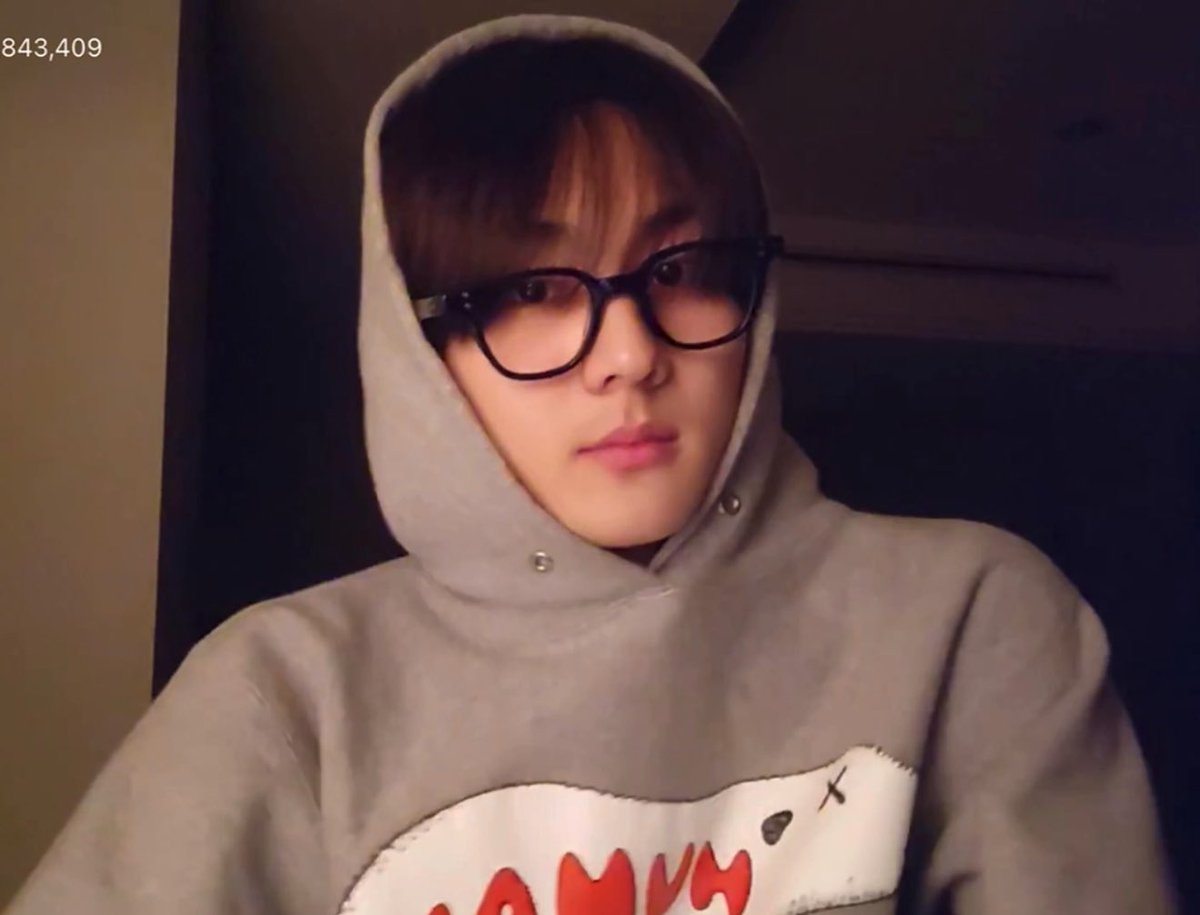 `⎚⩊⎚´⟡

#JUNGWON #정원