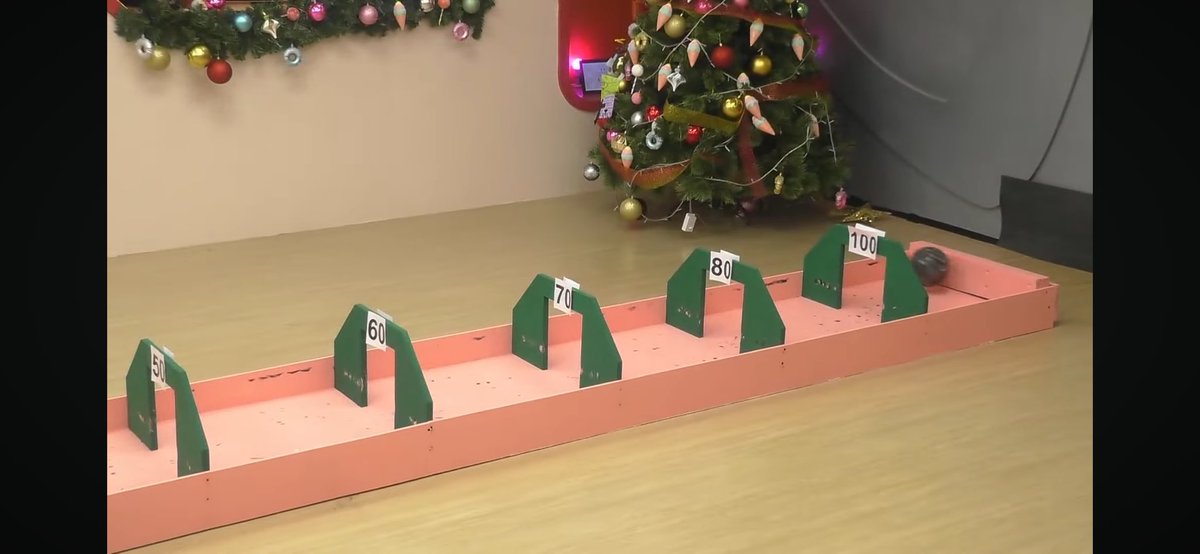 PBBabscbn's tweet photo. Krystal, naka-100 na rin! Nice!!!

#PBBCollab20Carolling https://t.co/ihGXy6v8eW