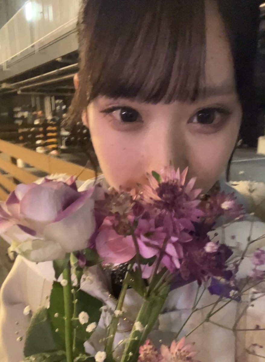 りお🩶Kitty eye tweet media