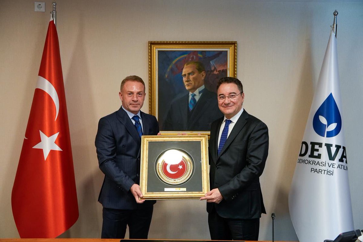 Genel merkezimizde Doğu Akdeniz İnşaat Müteahhit Birlikleri Federasyonu'nu ağırladık.

DAİMFED heyetine ziyaretleri için teşekkür ediyorum.