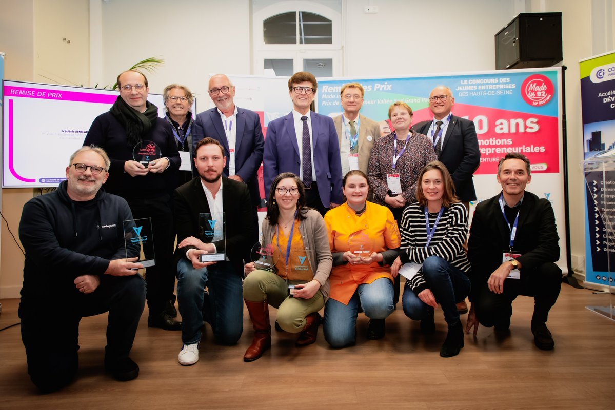 vallee_sud's tweet image. Revivez en vidéo les temps forts de la remise des Prix de l’Entrepreneur @vallee_sud au #MadeIn92
Encore bravo à nos lauréats : @Atmosylva, WEDIAGNOSTIX et @MAbSilico !
+ d’infos : youtu.be/tzXEv3CbK7Q
