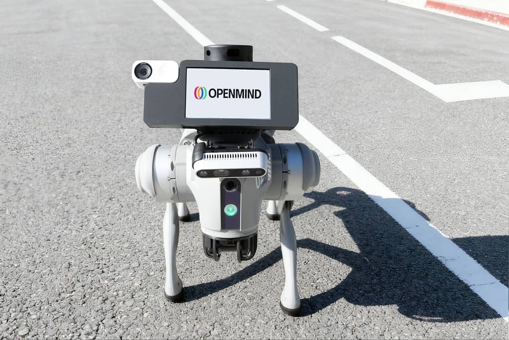 nikihandsome7's tweet image. Simulation-first is exactly how autonomy scales.

@openmind_agi using OM1 to train robots in simulated environments means faster iteration, lower cost, and fewer real-world failures. You stress-test behaviors thousands of times before deployment, then transfer learned policies to…