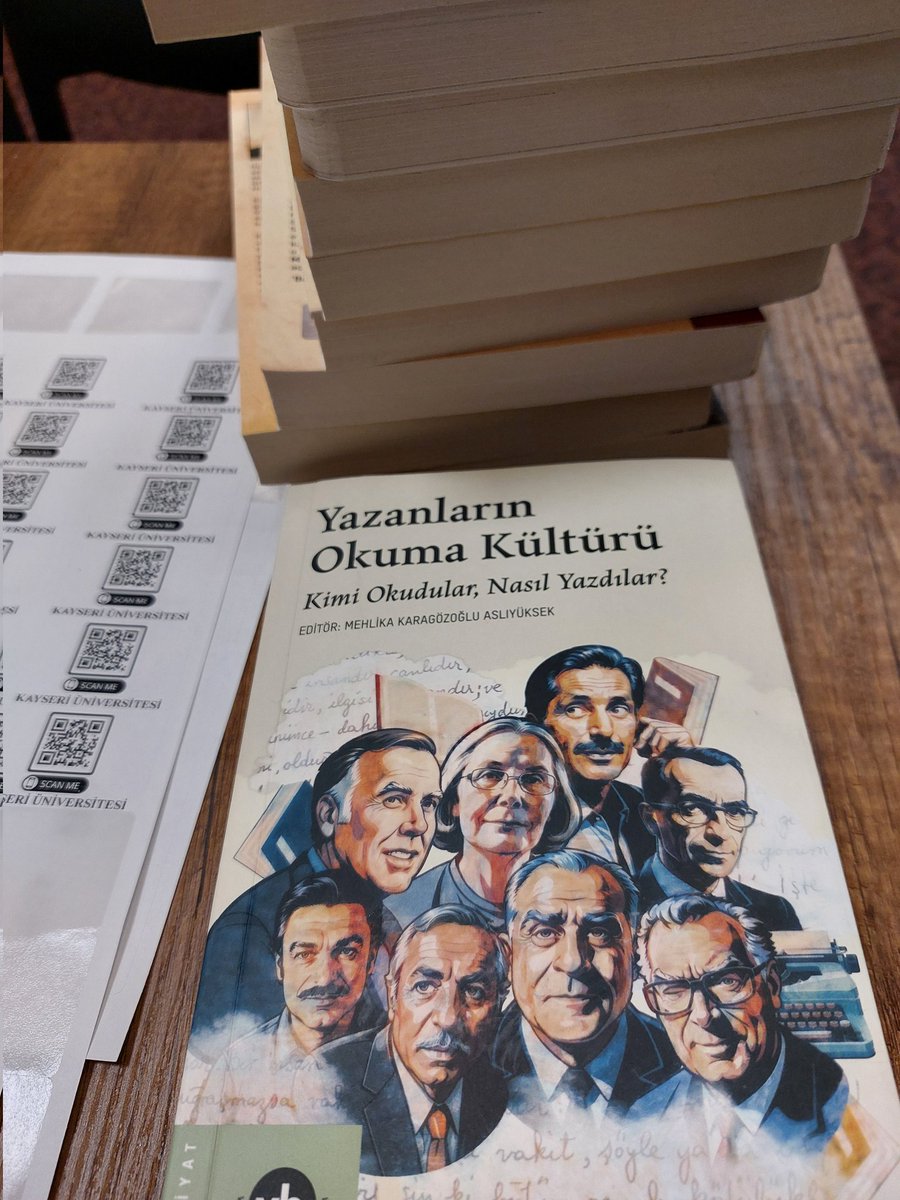 Eskiden yazanlar aynı zamanda okurmuş.. Şimdi  yazıyorlar ama bilerek mi emin değilim. 🤦‍♀️
Yazmak mı önemli okumak mı? Ya da okuduğunu anlamak mı veya kurallarına uygun yazmak mı?
Sıradan bir insan için en önemlisi okuduğunu anlamak.. Yazarsan hepsi, değilse yazma!