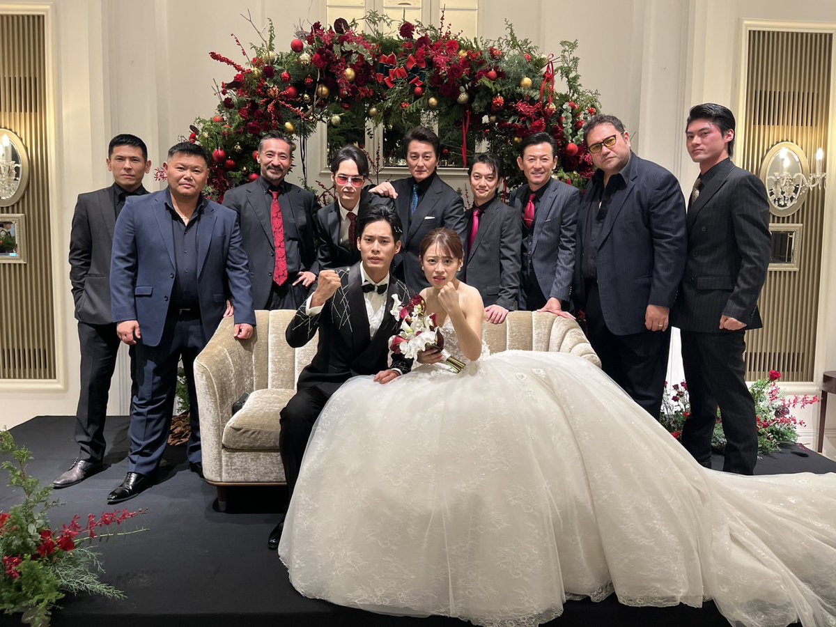 出っ歯、岸田たつやのサイン 出っ歯、岸田たつやのサイン 岸田タツヤ【タツ兄】 (@kishidatatsuya_)