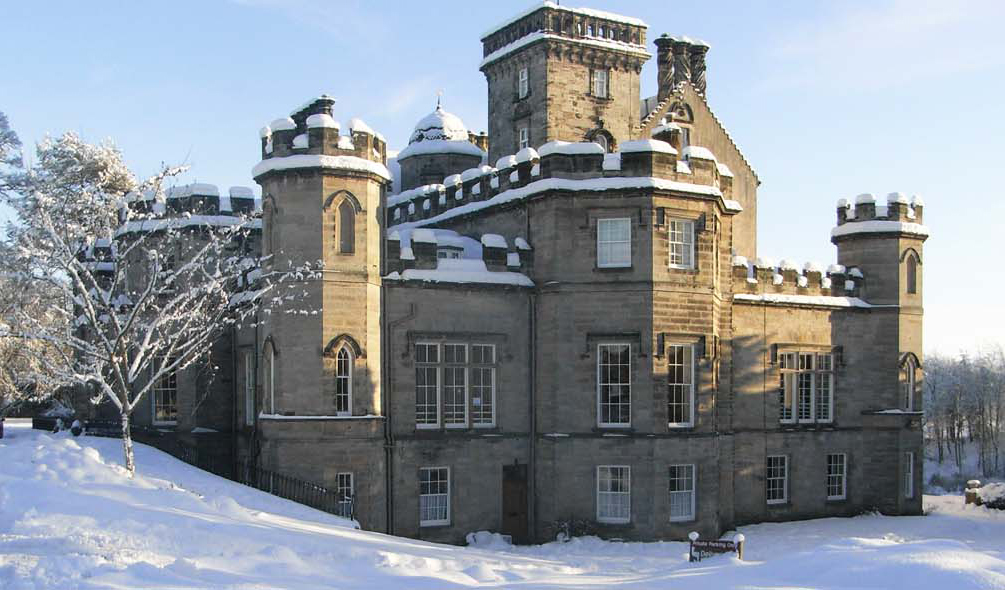 Winton Castle tweet media