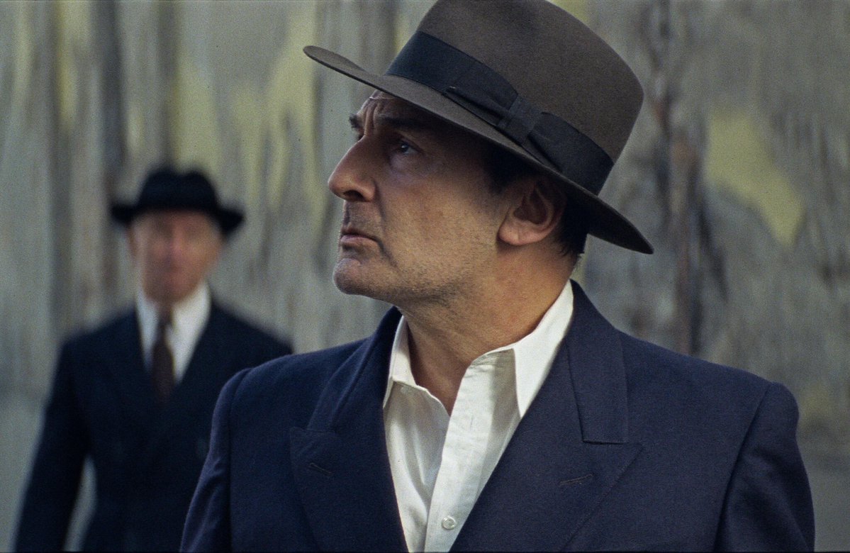 le_Parisien's tweet image. 💬 «J’étais porté par un désir absolu de lui rendre hommage»

Dans «Moulin» du réalisateur hongrois multiprimé László Nemes, Gilles Lellouche incarne le célèbre résistant Jean Moulin, un rôle qui l'a bouleversé

Interview ➡️ l.leparisien.fr/9cyN