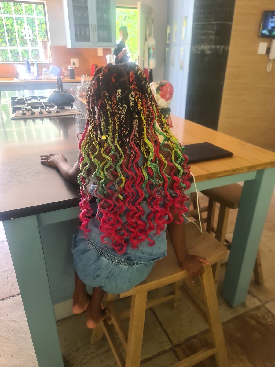 MrsDzi's tweet photo. @MotshidisiM My daughter wasted no time 😄 https://t.co/TcfboLzSEz