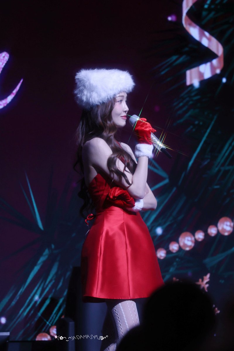 F0Fe4i23's tweet photo. 🌲20251214 A Christmas Star2Star Special 🌟

🎄메리 크리스마스❄️

#JessicaJung #제시카 #star2star https://t.co/5HdWsWkm1q