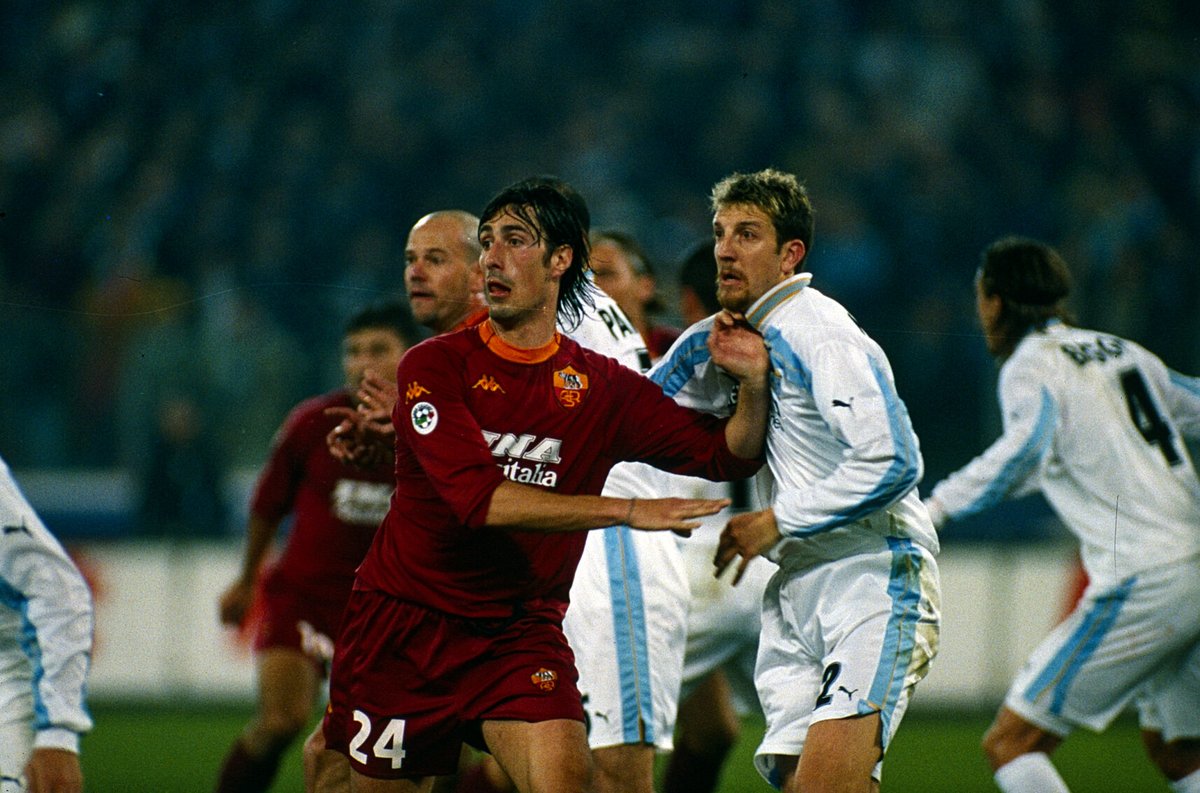 📅 17 dicembre 2000

Un Derby speciale, una stagione indimenticabile 💛❤️

#ASRoma