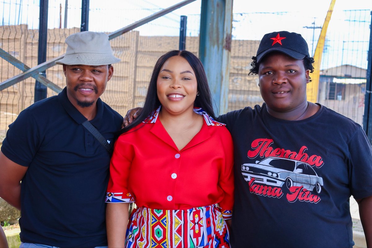 effsubregionc's tweet photo. ♦️♦️♦️In Pictures♦️♦️♦️

The EFF in Sub-Region C attend a program led by the Chairperson/MMC of Health Ennie Makhafola who brought into reality a motion that was passed under the previous adminstration.

#effsubregionc #EFF #EconomicFreedomFighters https://t.co/12VRJcydXA