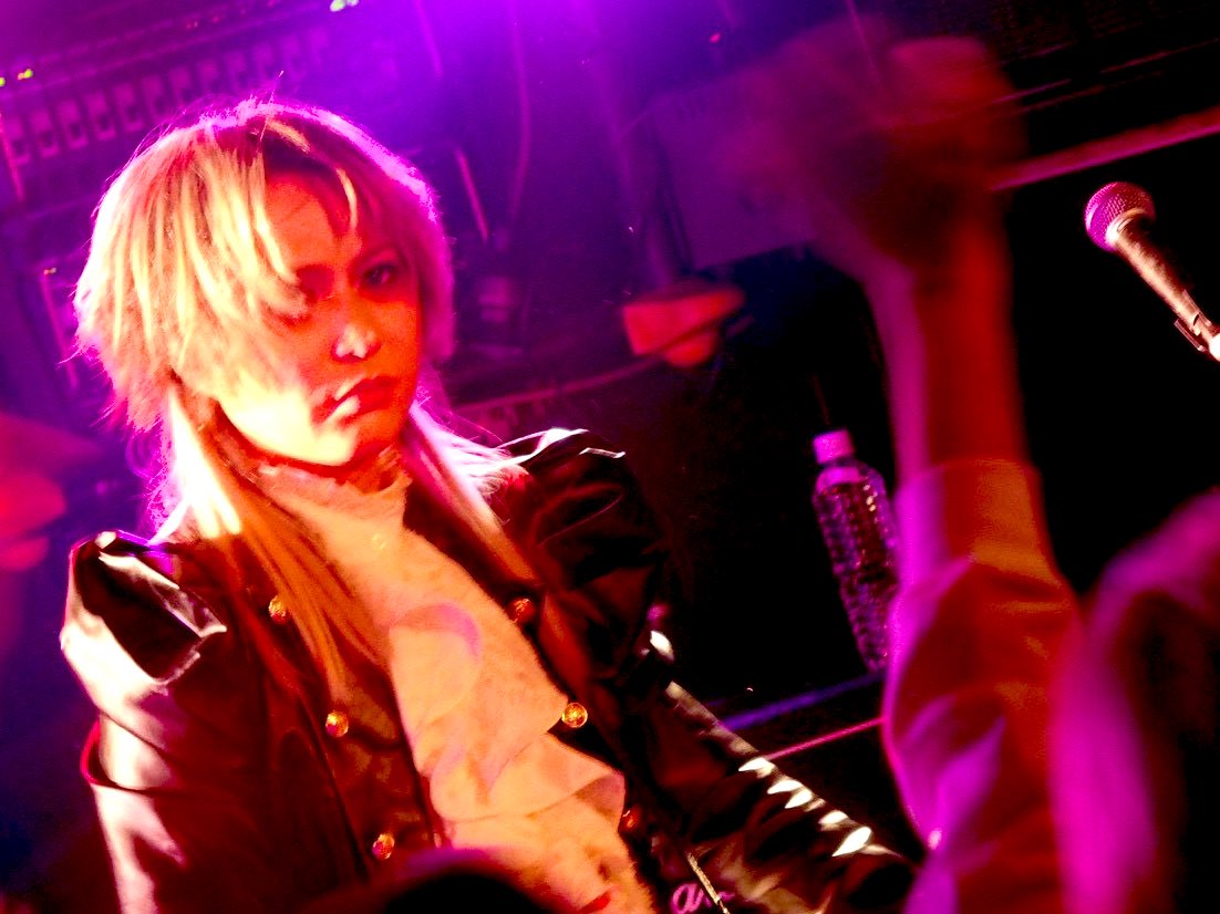 てれさ REGZA32型 液晶