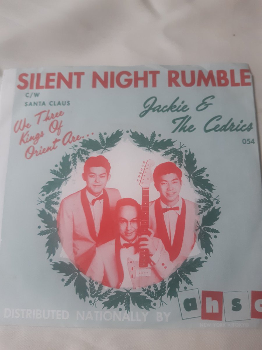 SQR45's tweet image. ADVENT RECORD no. 17

A seasonal tribute to St. Nicholas and the great Link Wray. Enjoy every eardrum- shredding moment.