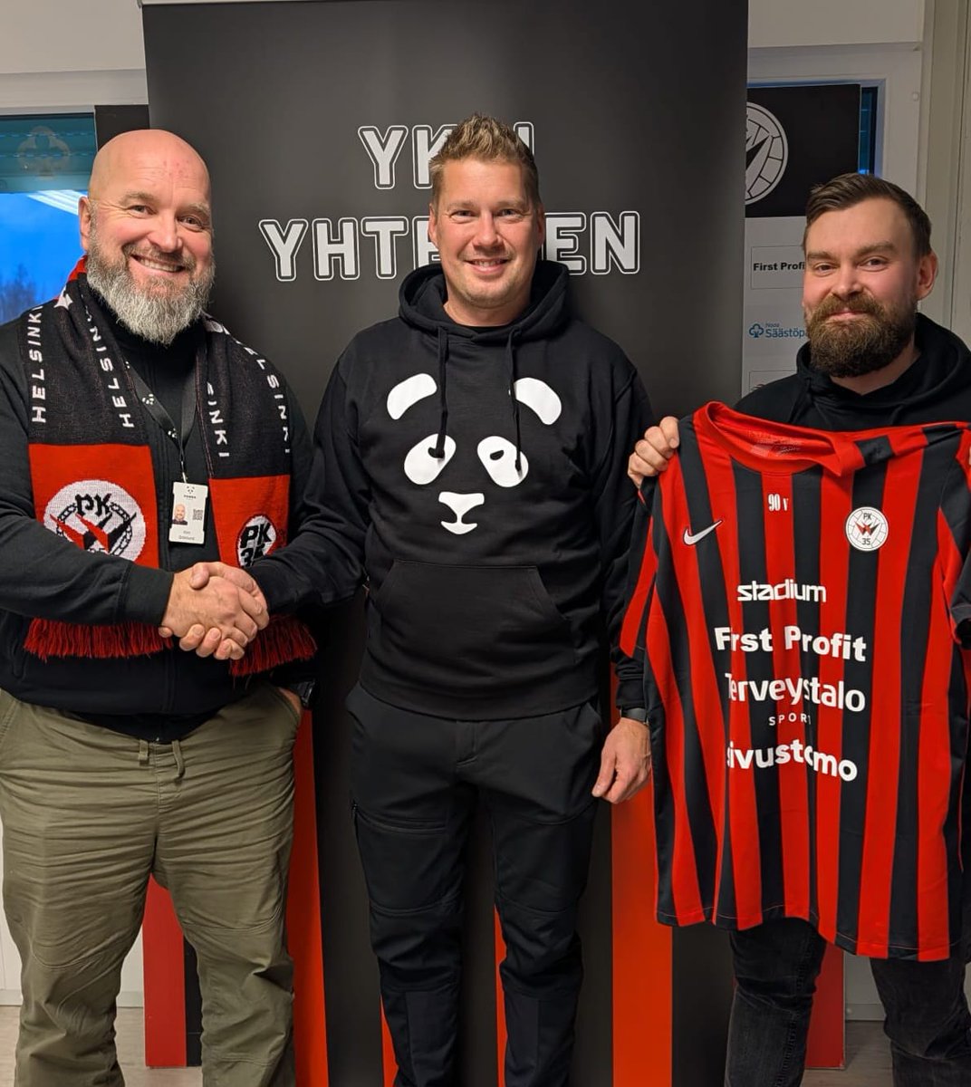 PK-35 🤝 Panda Turva

PK-35 on solminut monivuotisen yhteistyösopimuksen Panda Turva Oy:n kanssa. 

Lue lisää: edustus.pk-35.fi/kumppanit/pk-3…

#YksiYhteinen #Ykkösliiga