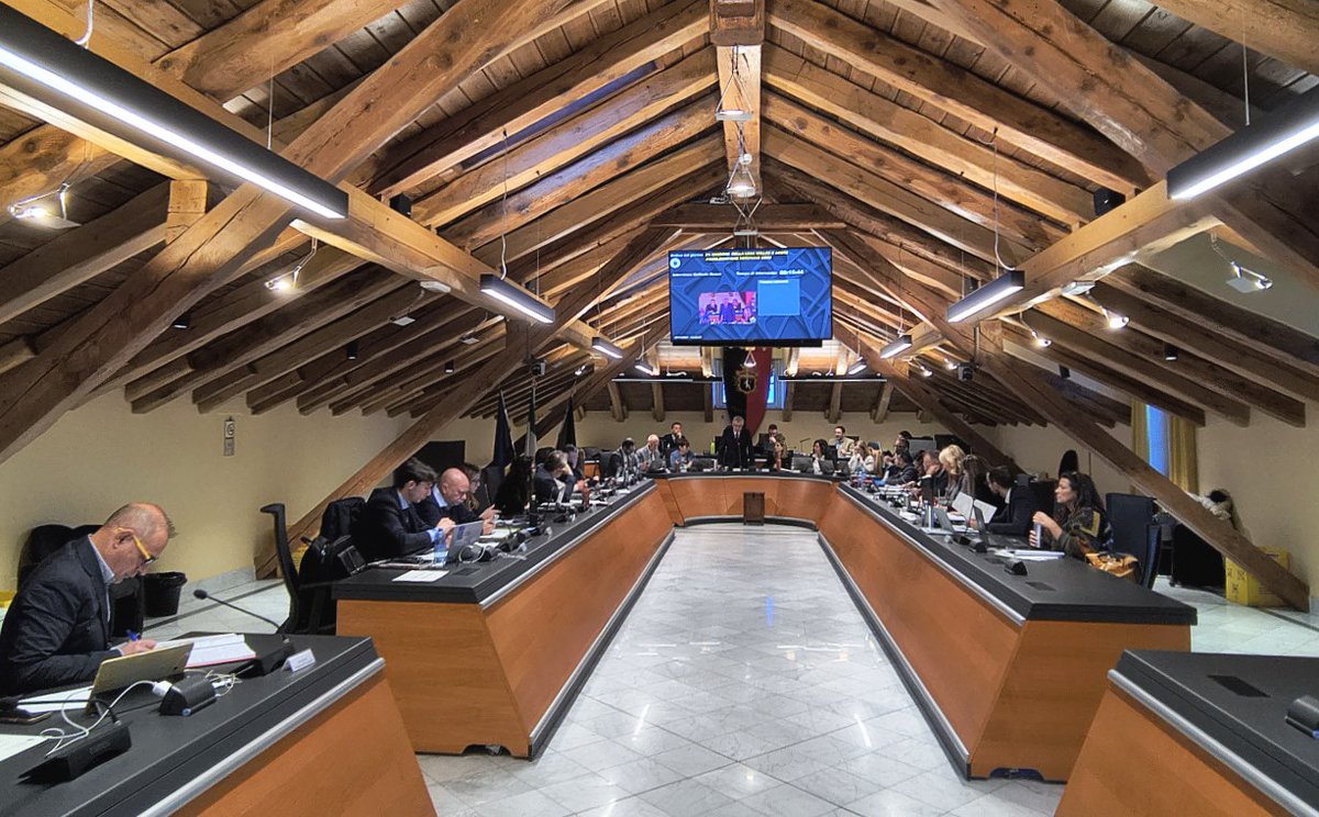 Il 22 dicembre convocate le Commissioni del #ConsAosta per l’esame della Nota di aggiornamento del #Dup e del #bilancio di previsione 2026-2028. gat.to/2qez8
