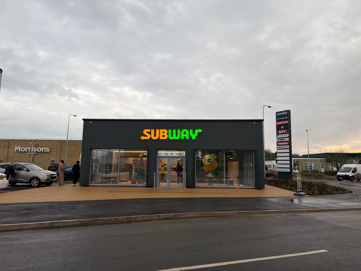 BurneyGroup's tweet photo. Delighted to see our @SUBWAY store completed and officially open at Portside Retail Park in Harwich. 

Proud to welcome our first @SUBWAY to the portfolio!

#PortsideRetailPark #Harwich #Subway #CommercialProperty #PropertyDevelopment #NewOpening https://t.co/RdvHVeObAd