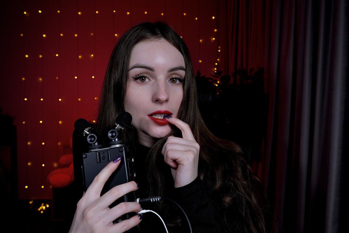 WARNING ASMR MOUTH SOUNDS Can Trigger Uncontrollable Relaxation!
youtu.be/1XpGopO7lrA