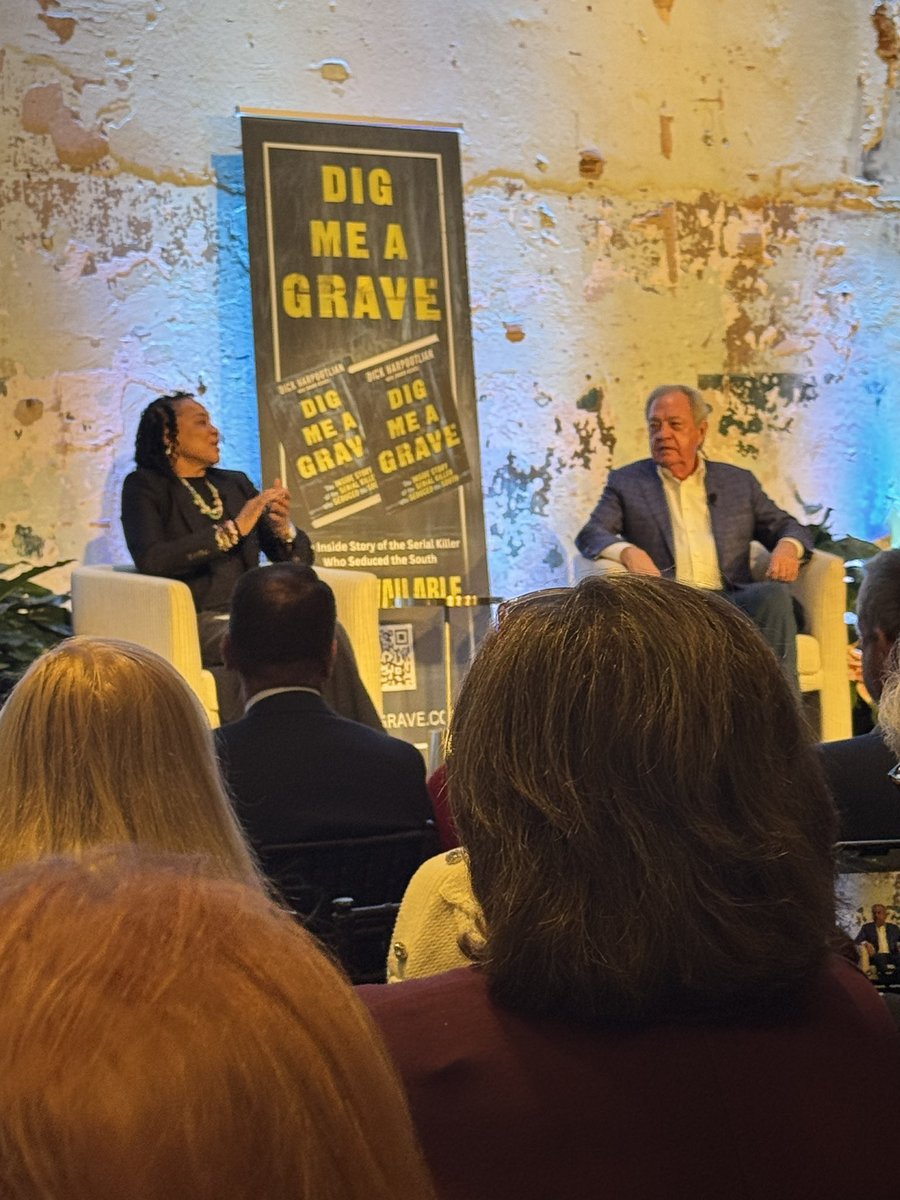 Fun night seeing <a href="/dawnstaley/">dawnstaley</a> interview <a href="/HarpootlianSC/">Dick Harpootlian</a> about his new book Dig Me A Grace. #TrueCrime