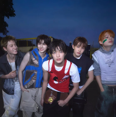 About Music tweet media