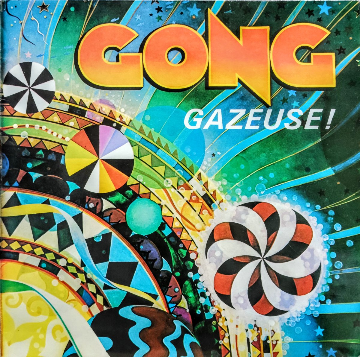 Allan Holdsworth参加のGONG ほとんどジャズフュージョン聴きやすい。