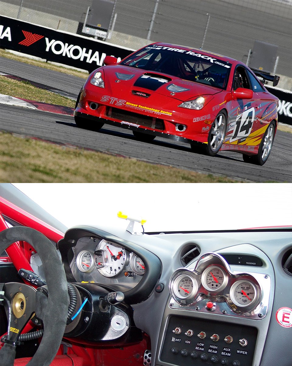 Who says you can’t mix and match? A C2 tach paired with Ultra-Lite classics makes for one seriously sharp dash