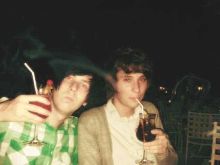 fabihowlter's tweet image. them like actually