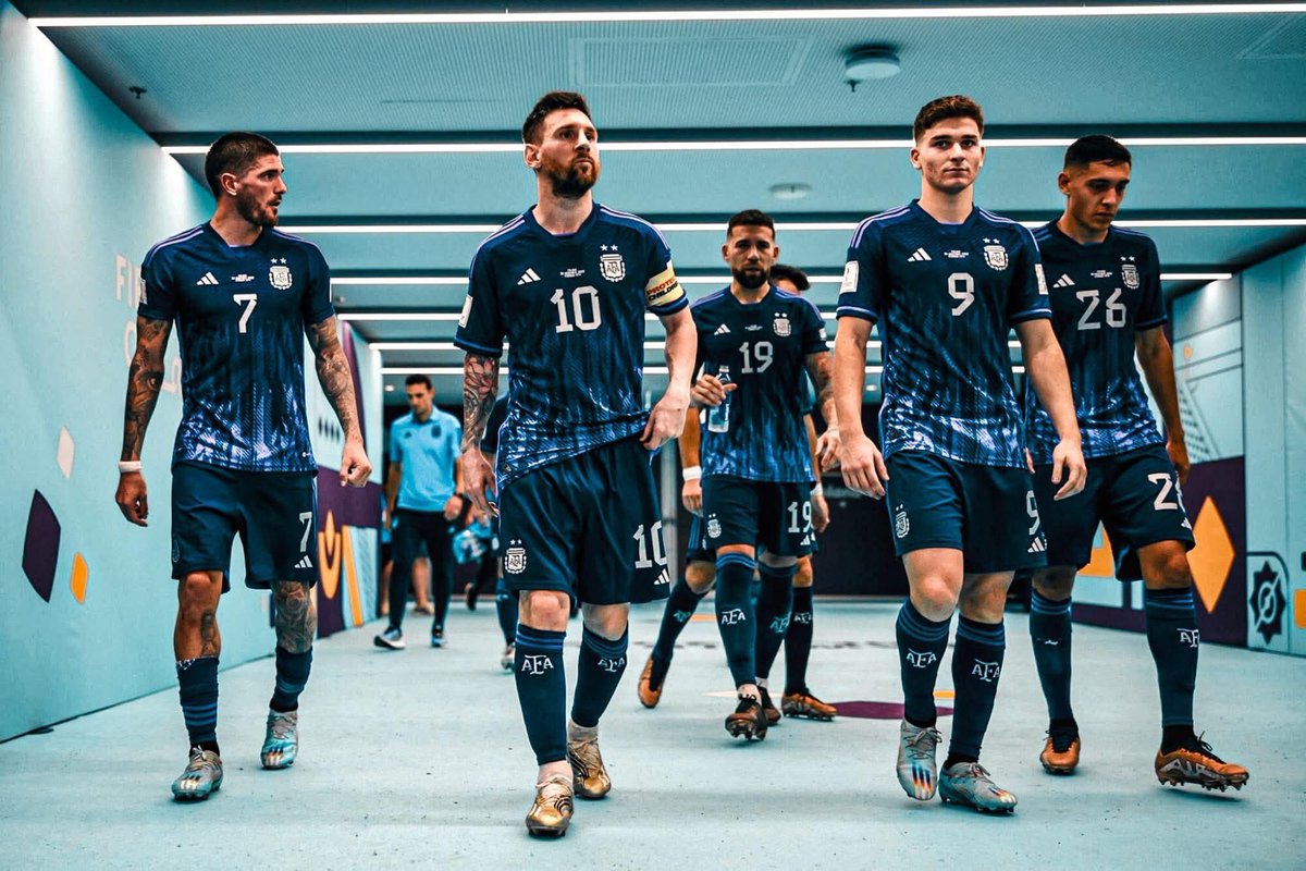 C’était 𝗜𝗠𝗣𝗢𝗦𝗜𝗕𝗟𝗘 que cette équipe ne gagne pas le mondial 2022.

Tema L’AURA DE ZINZIN.😮‍💨🥵