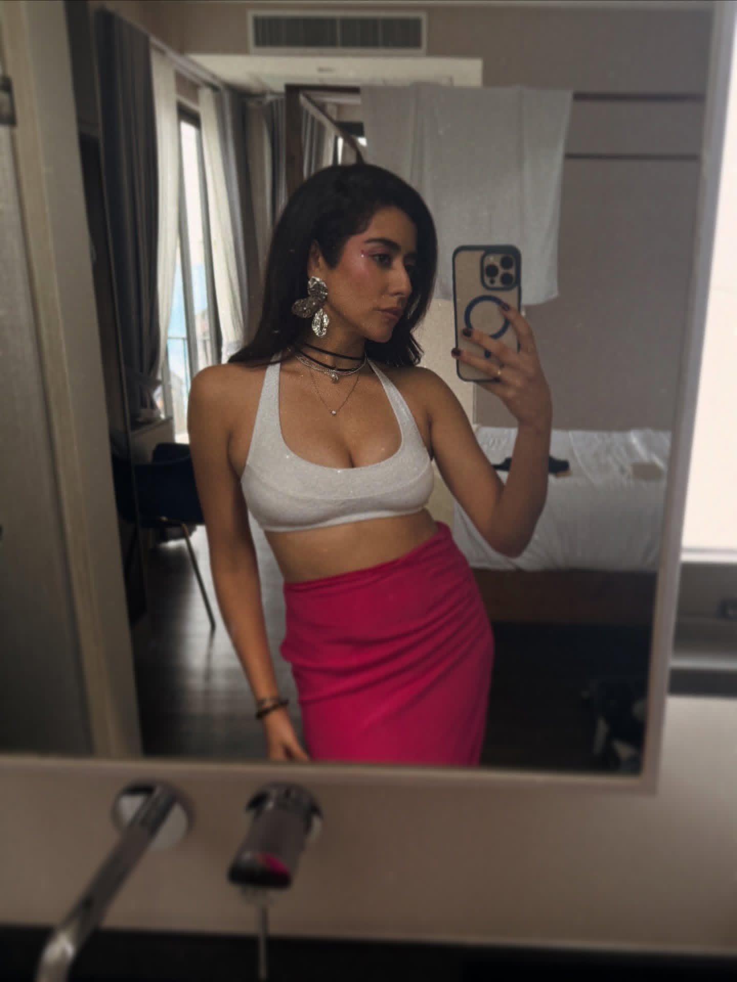 G8YM3PdbwAAaeAk?format=jpg&name=large