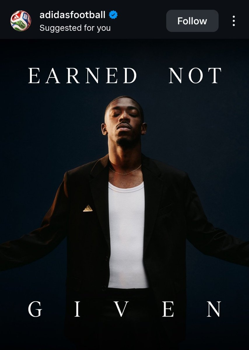 SouthsideDex's tweet image. Messi has 8 Ballon D'ors and Adidas never posted this for him 😭😭