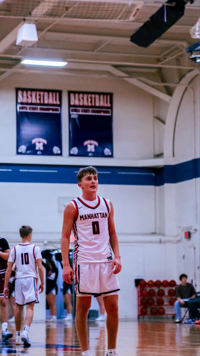 Sports in Kansas tweet media