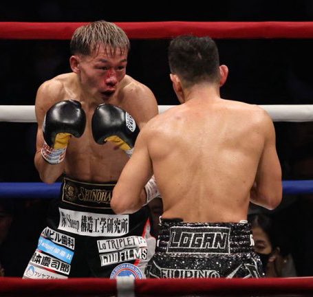 joiningbigevent's tweet image. 2019年11月
井上尚弥
「ドネア選手、めちゃくちゃ強かったです」
（右目眼窩底&amp;amp;鼻骨折）

2025年12月
堤聖也
「ドネア選手、めちゃくちゃ強かったです」
（鼻骨折）

ノニト・ドネア、恐るべし