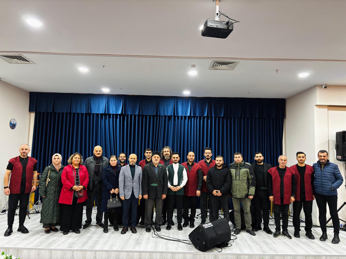 Hz. Mevlânâ’nın 752. Vuslat Yıl Dönümü vesilesiyle icra ettiğimiz Şeb-i Arûs Sema Gösterisi ve Tasavvuf Mûsikîsi Konseri’ne teşrif ederek bizleri yalnız bırakmayan tüm kıymetli misafirlerimize ve Yomra Belediye Başkanımız Sayın <a href="/mustafabiyik61/">Mustafa Bıyık</a> şükranlarımızı sunarız. 🌹