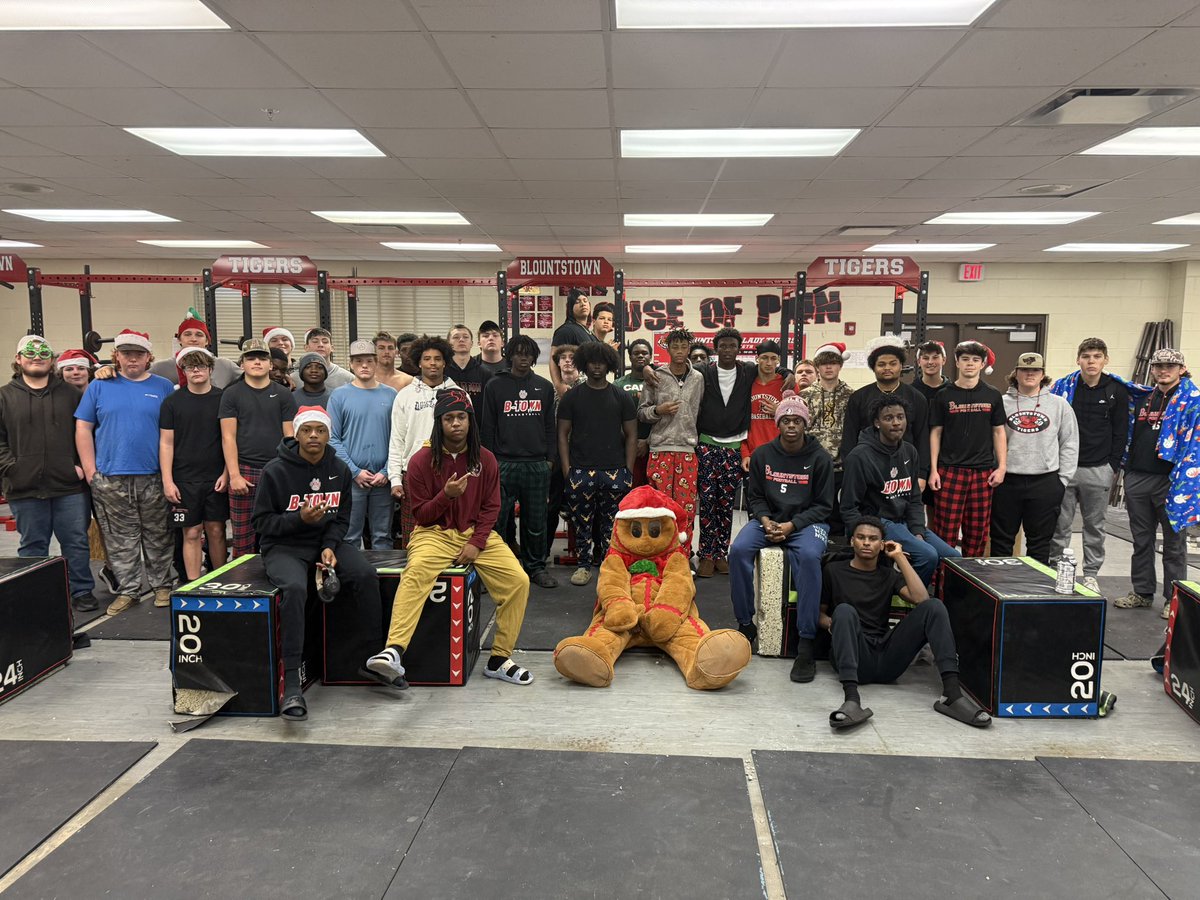 Coach Brad Waggoner tweet media