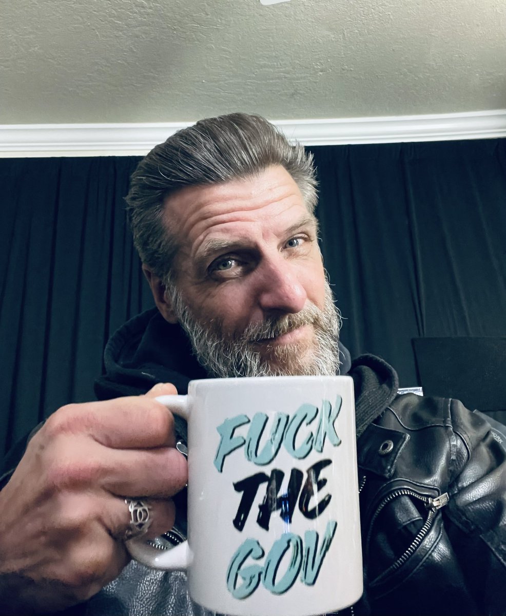 Hi 👋  It’s a great day to start a slave rebellion. ⚡️☕️