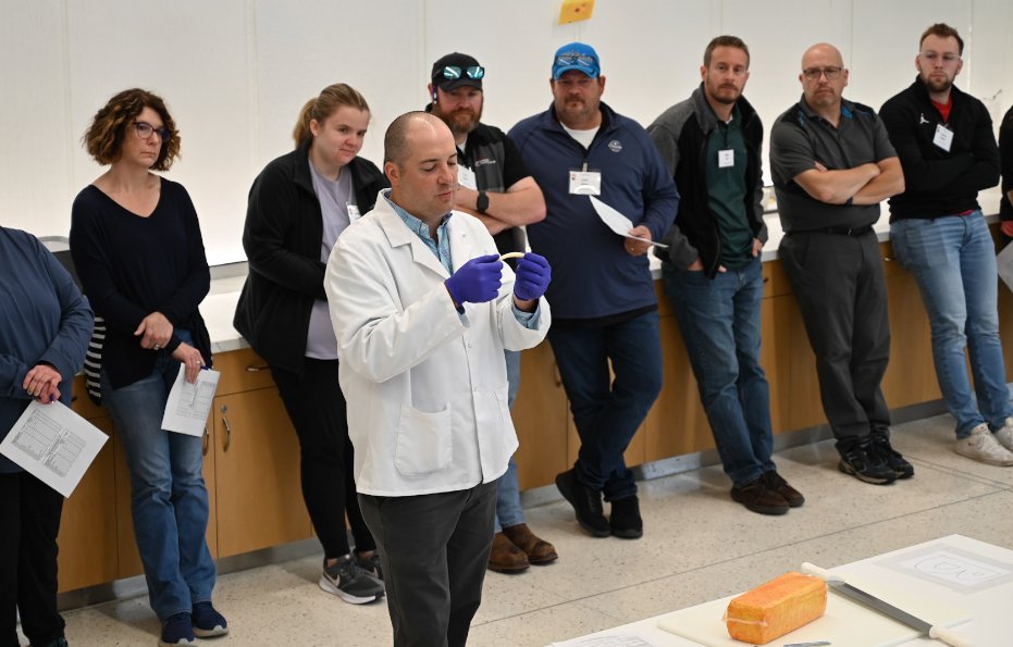 Center for Dairy Research tweet media